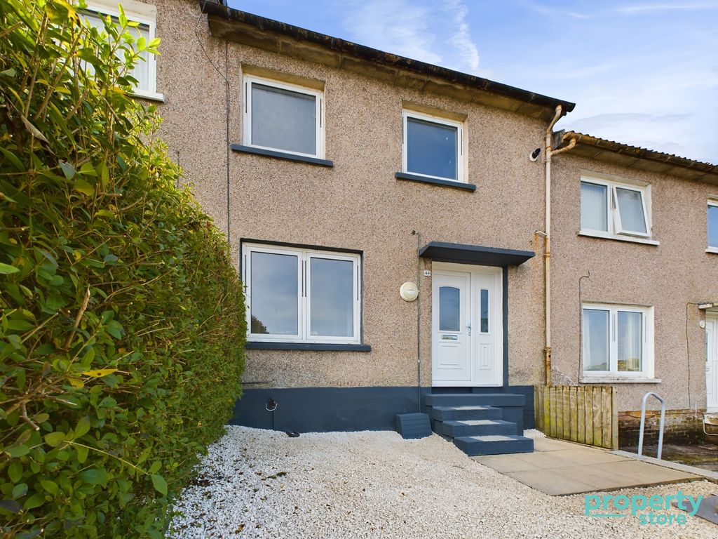 2 bed terraced house to rent in Fenwick Drive, Barrhead, East