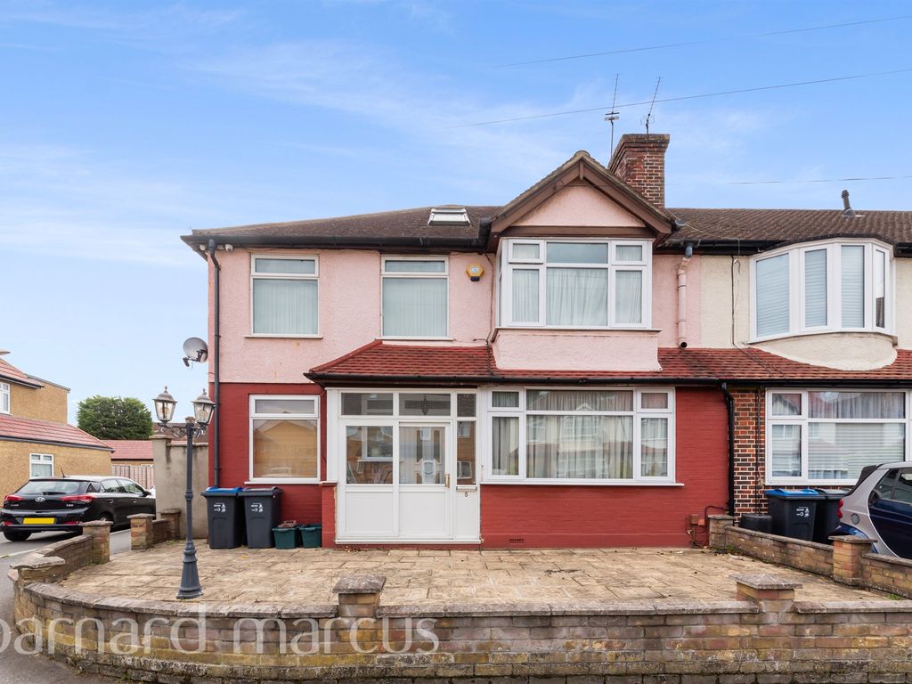 Pentlands Close, Mitcham CR4  