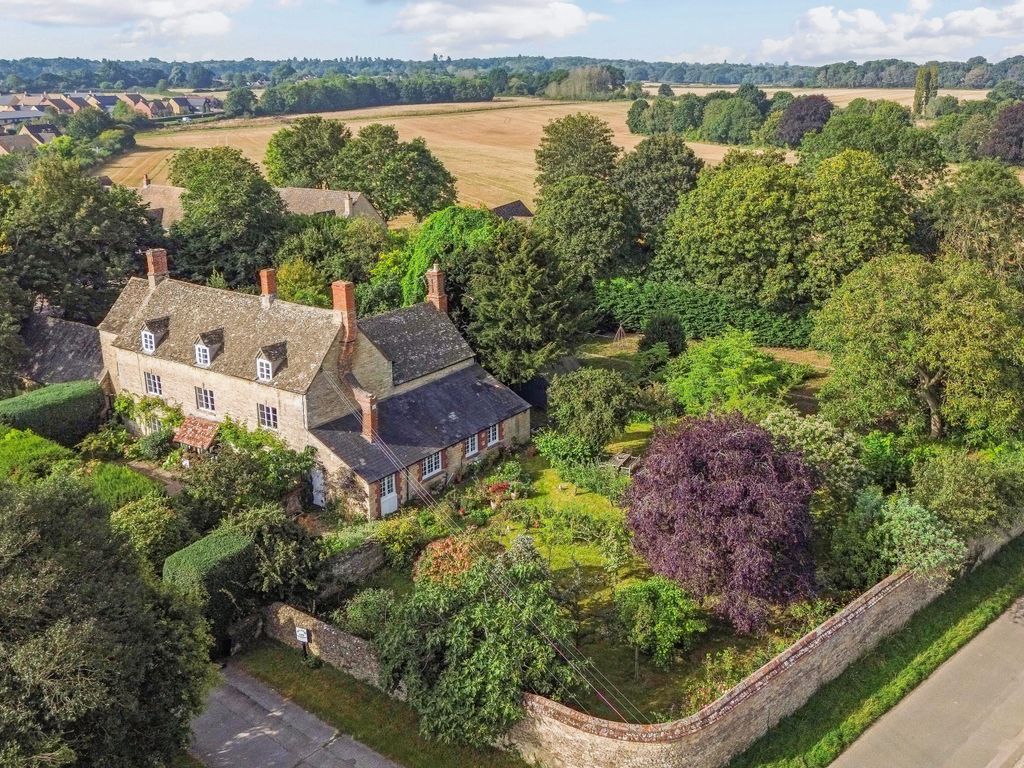 7 bed detached house for sale in Millwood End Long Hanborough, Witney