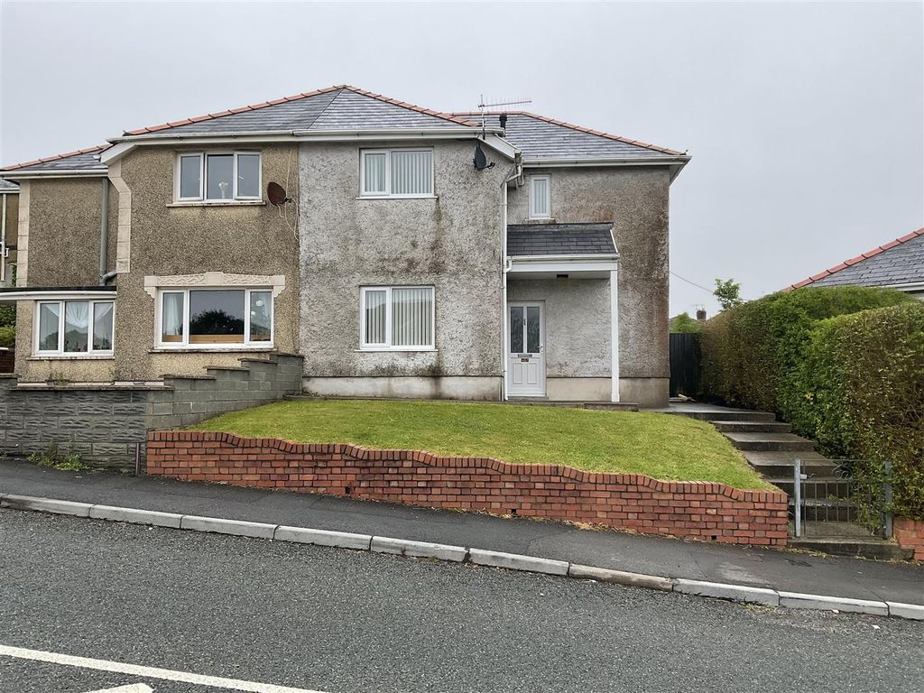 3 bed semidetached house for sale in Heol Goffa, Llanelli SA15, £159,995 Zoopla