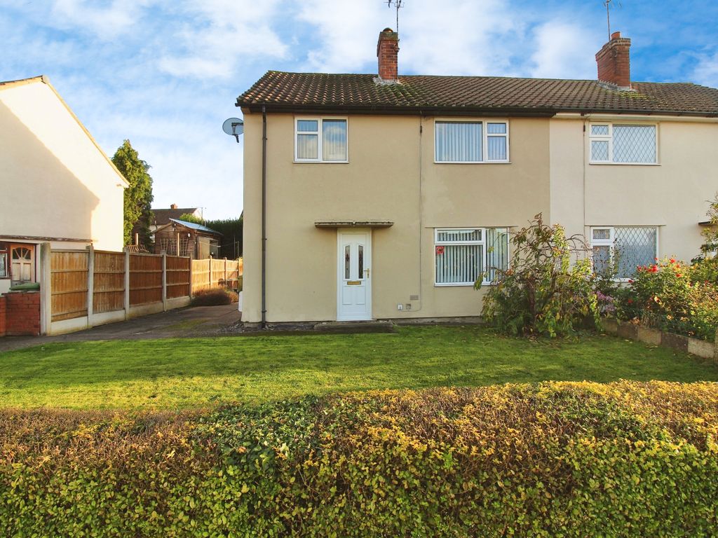 3 bed semidetached house for sale in The Markhams, New Ollerton