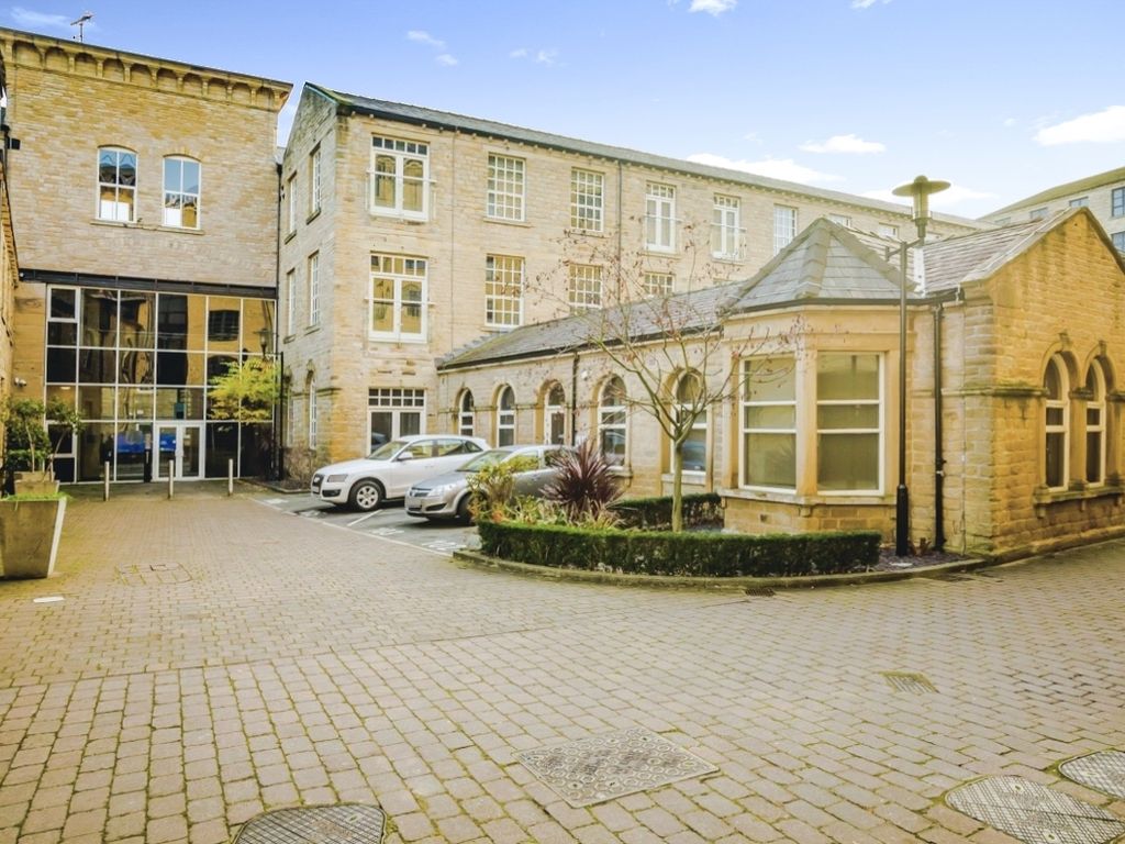 1 bed flat to rent in Firth Street, Huddersfield, West Yorkshire HD1