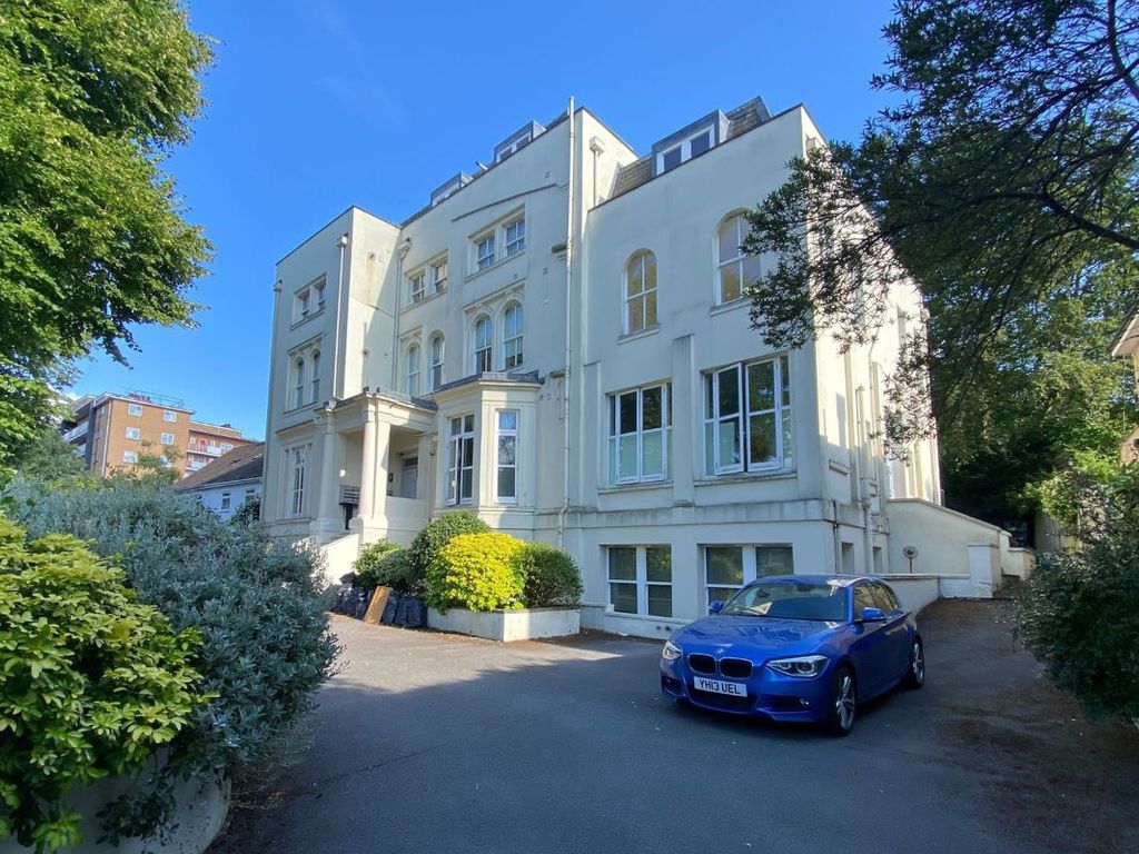 1 bed flat for sale in Flat 12 High Trees Mansions, 28 Crescent Wood