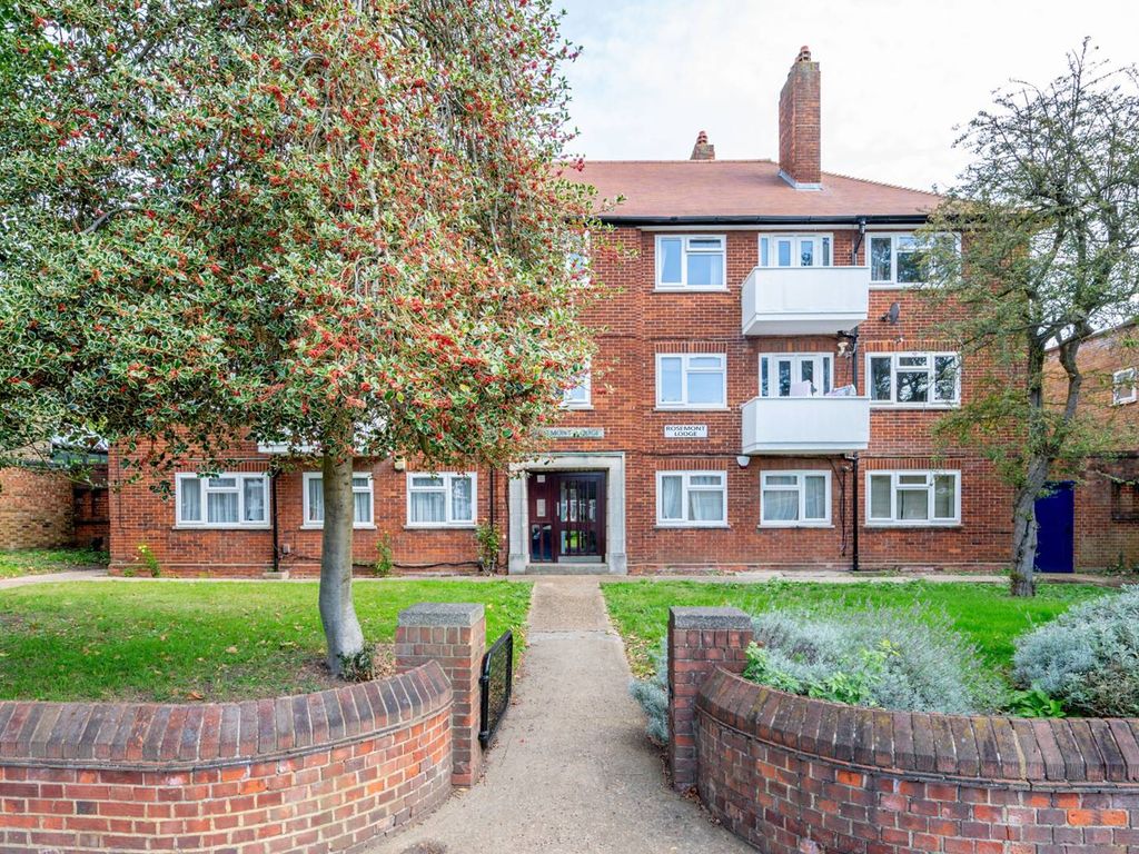 2 bed flat for sale in Rosemont Road, Acton, London W3, £485,000 Zoopla