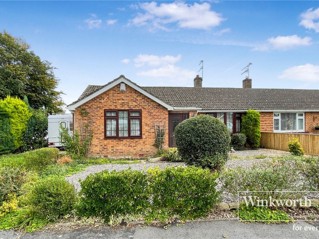 3 bed bungalow for sale in Shaftesbury Close, West Moors, Ferndown BH22