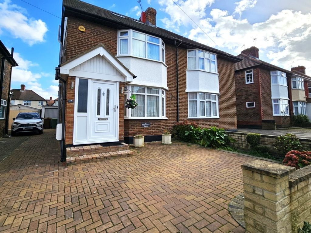 3 bed semidetached house for sale in St. Davids Drive, Edgware, Middlesex HA8, £600,000 Zoopla