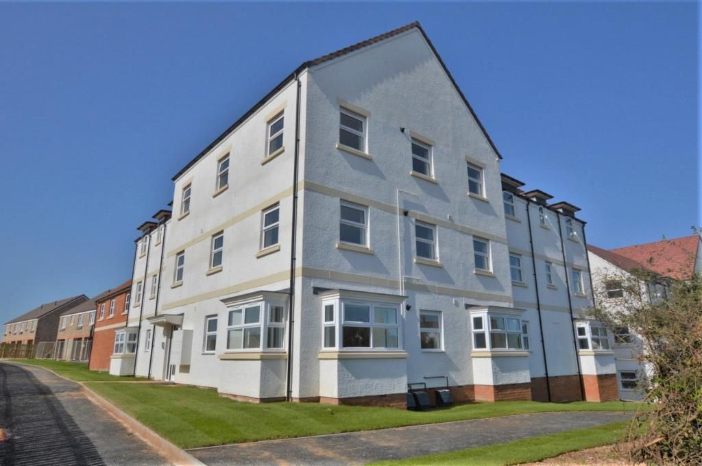 2 bed flat for sale in Meadow Acre Road, Gittisham, Honiton, Devon EX14