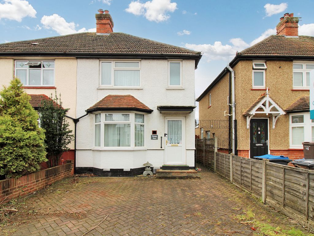 2 bed semidetached house for sale in Thornhill Road, Surbiton KT6, £
