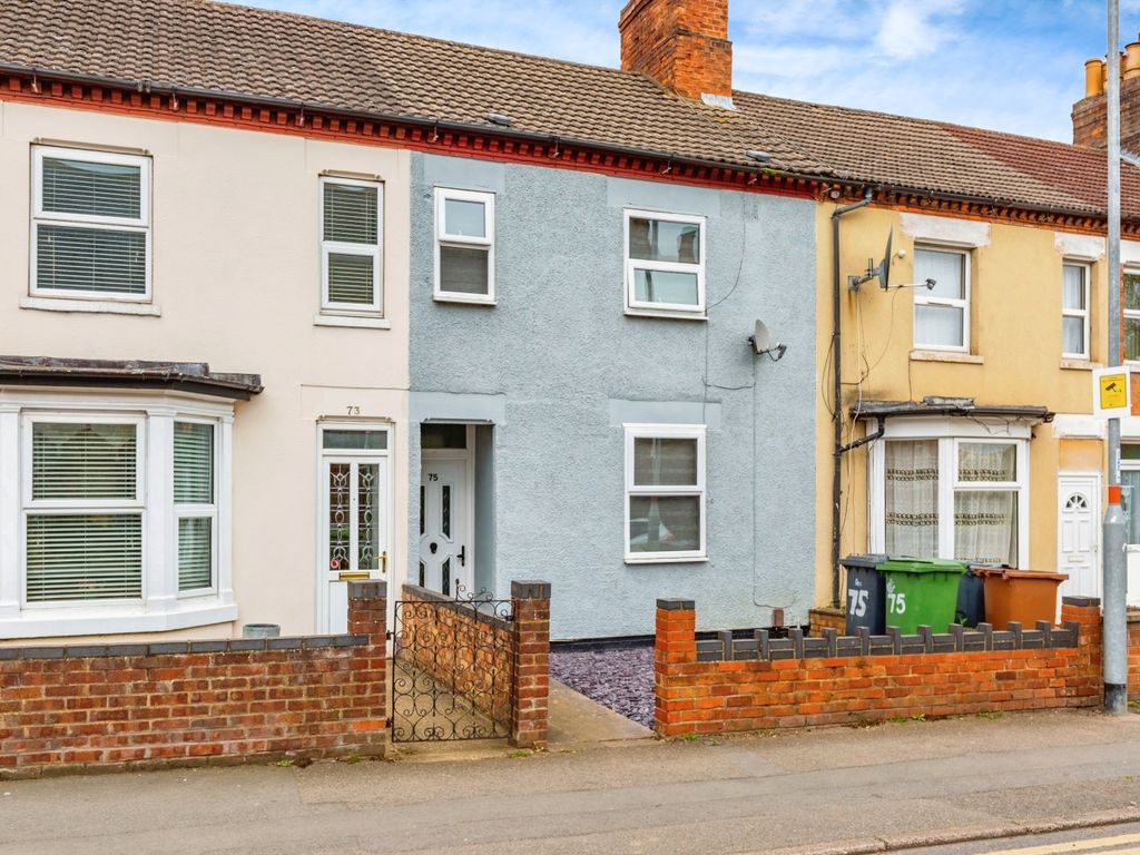 4 bed terraced house for sale in Midland Road, Wellingborough NN8, £