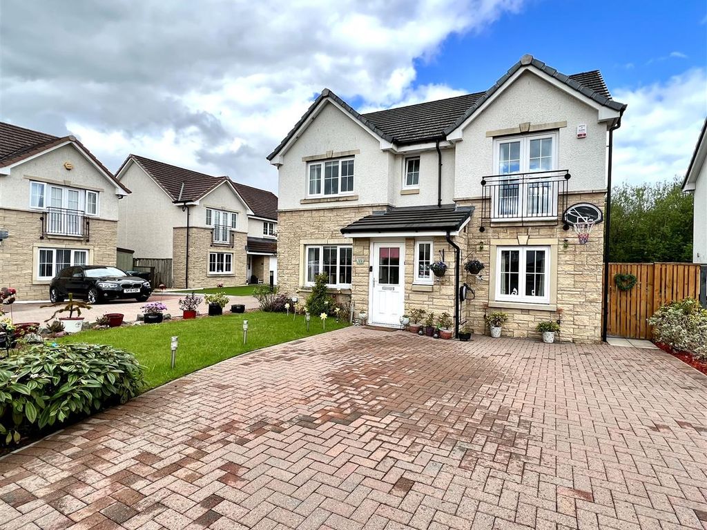 5 bed detached house for sale in Flynn Gardens, Stepps, Glasgow G33, £