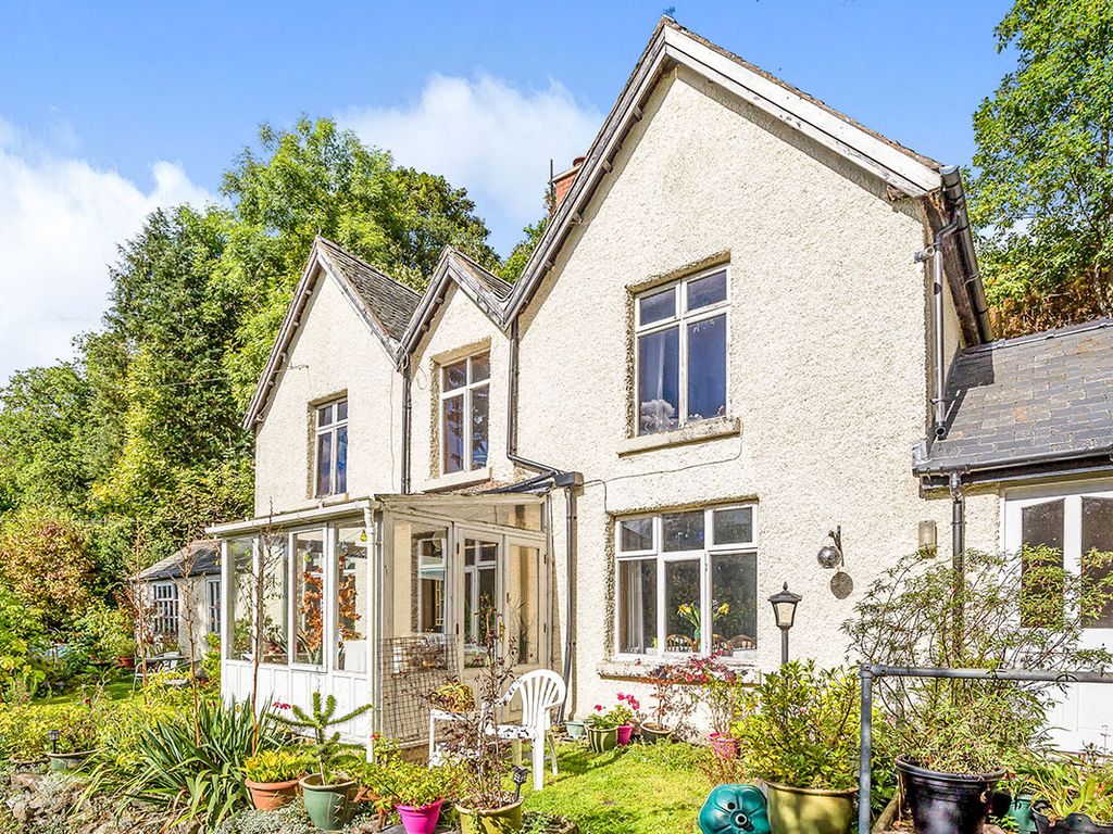 4 bed detached house for sale in PenYGarnedd, Llanrhaeadr Ym Mochnant