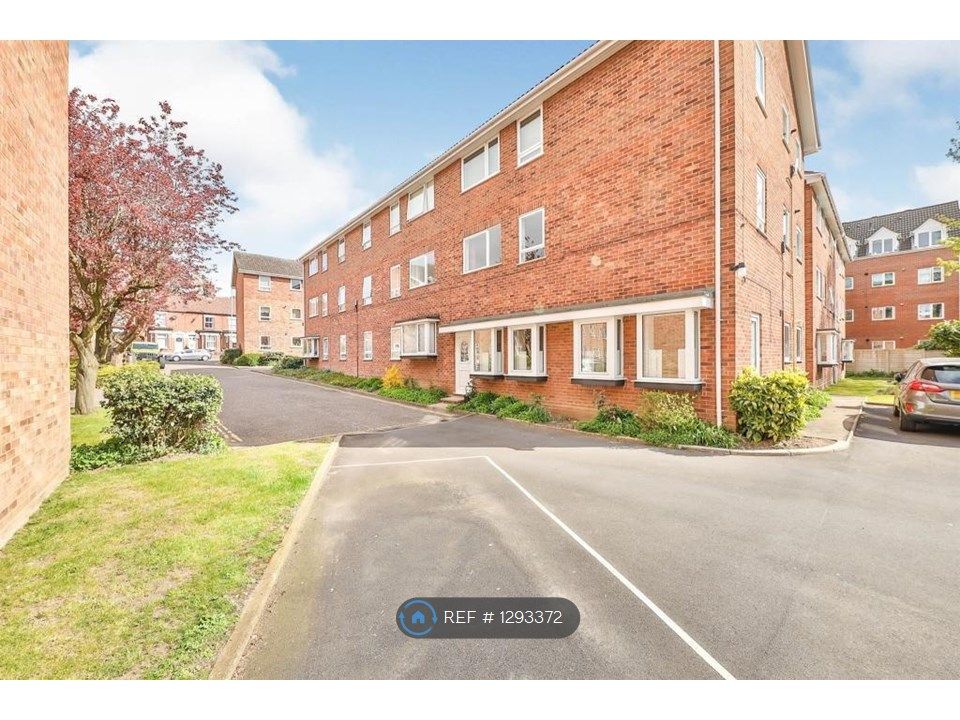2 bed flat to rent in Howard Mews, Norwich NR3 Zoopla