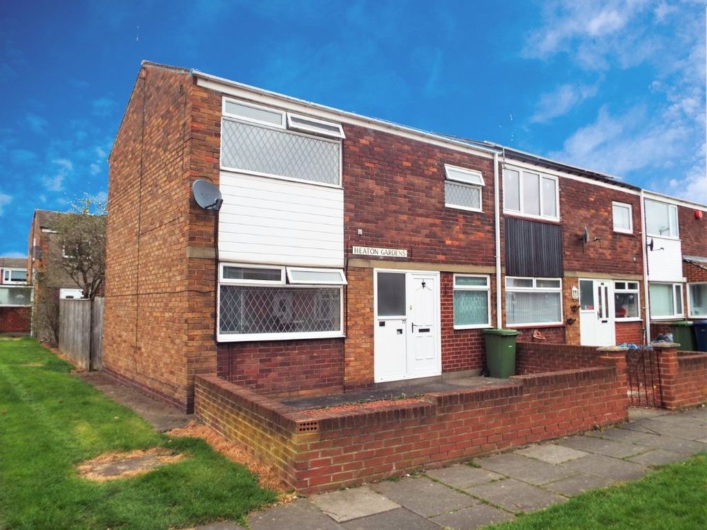 3 bed end terrace house to rent in Heaton Gardens, South Shields NE34