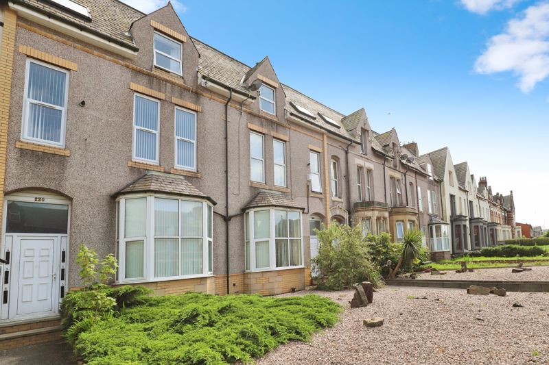 1 bed flat to rent in Walmersley Road, Bury BL9, £595 pcm Zoopla