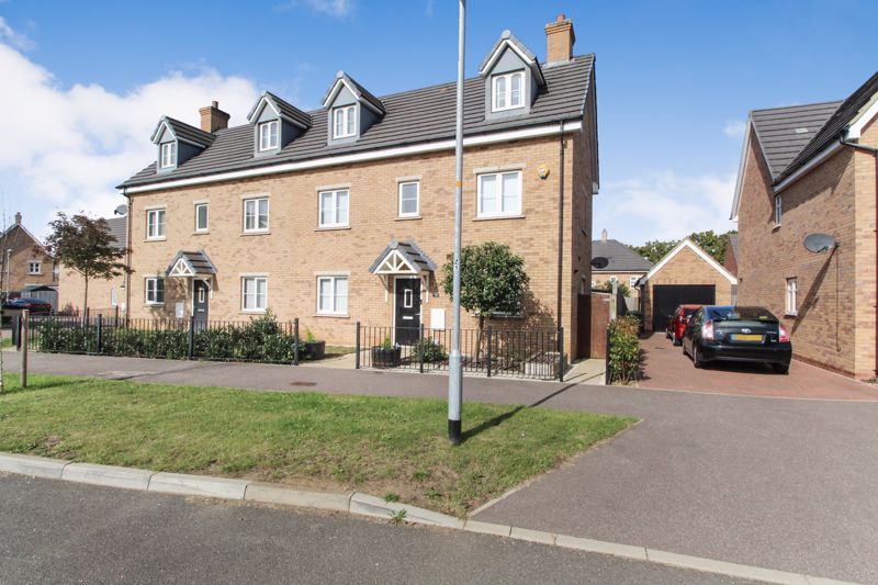 5 bed semidetached house for sale in Conder Boulevard, New Cardington