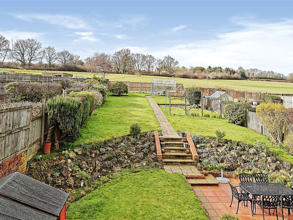 5 bed detached house for sale in Hillview Road, Canterbury CT2 Zoopla