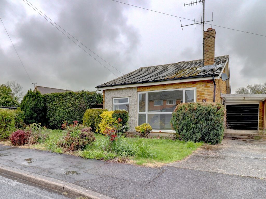 2 bed bungalow for sale in Mead Acre, Monks Risborough, Princes