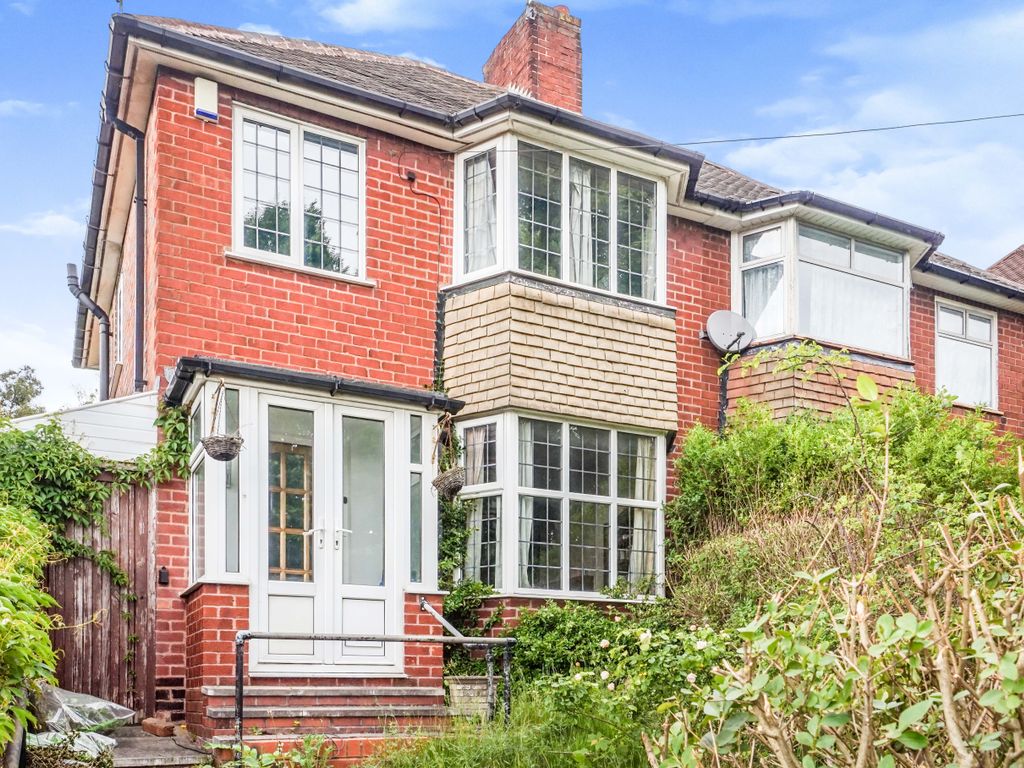 3 bed semidetached house for sale in Hawkesyard Road, Erdington