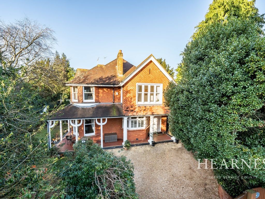 4 bed property for sale in St Winifreds Road, Meyrick Park, Bournemouth