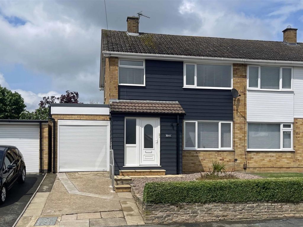 3 bed semidetached house to rent in Elgin Drive, Melton Mowbray LE13 Zoopla