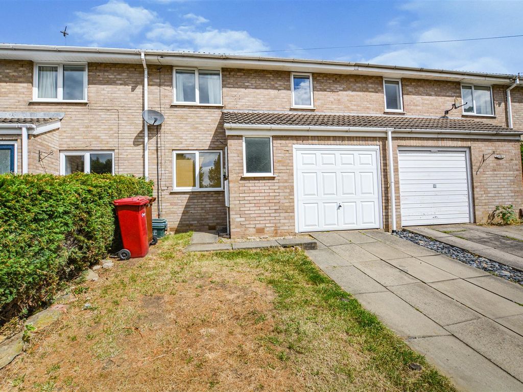 3 bed terraced house for sale in Baldwin Avenue, Bottesford, Scunthorpe