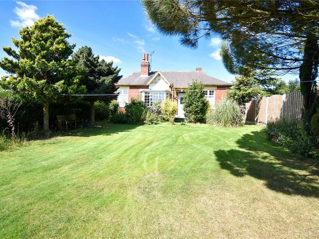 2 bed bungalow for sale in No1 Bungalow, Common Lane, Ravenfield