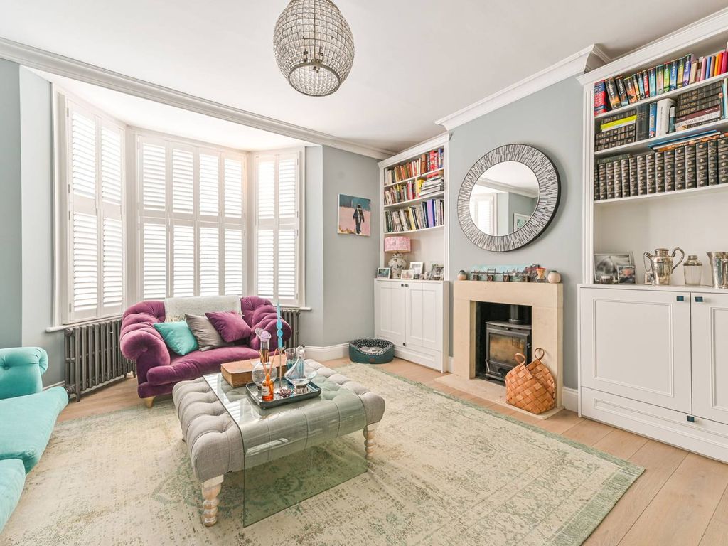 Pentlow Street, West Putney, London SW15  