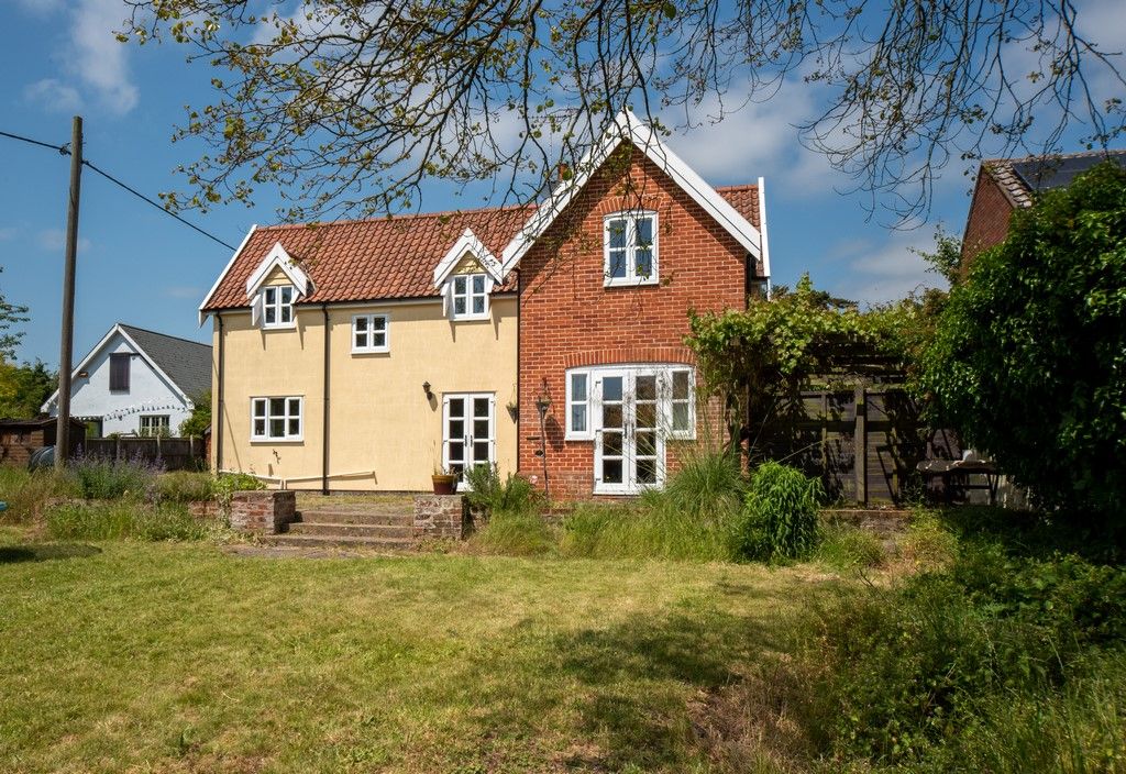 4 bed detached house for sale in Sandy Lane, Little Bealings