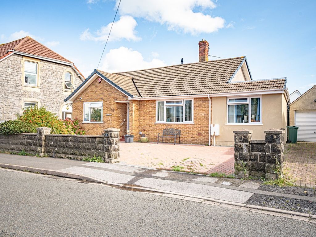 3 bed detached bungalow for sale in Station Road, Worle, WestonSuper