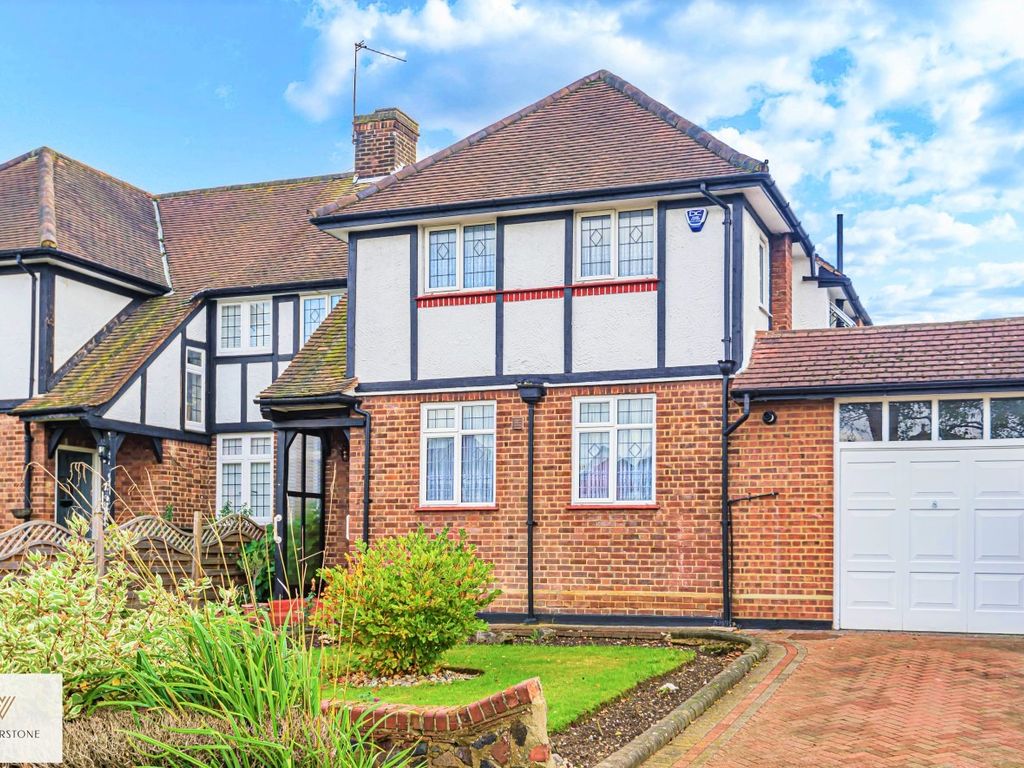 3 bed semidetached house for sale in Greenway, Southgate, London N14