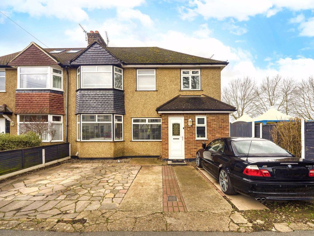 5 bed property for sale in Park Road, Ashford TW15 Zoopla