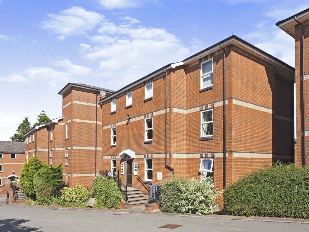 1 bed flat to rent in Northgate Lodge, Skinner Lane, Pontefract, West