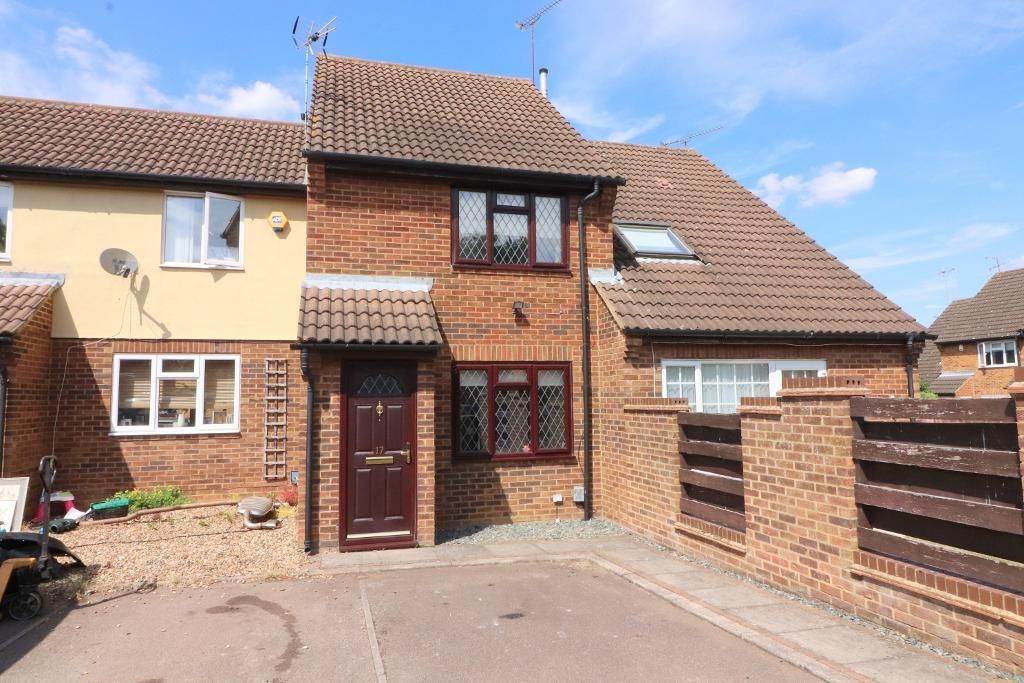 2 bed terraced house for sale in Lucas Gardens, Luton, Bedfordshire LU3