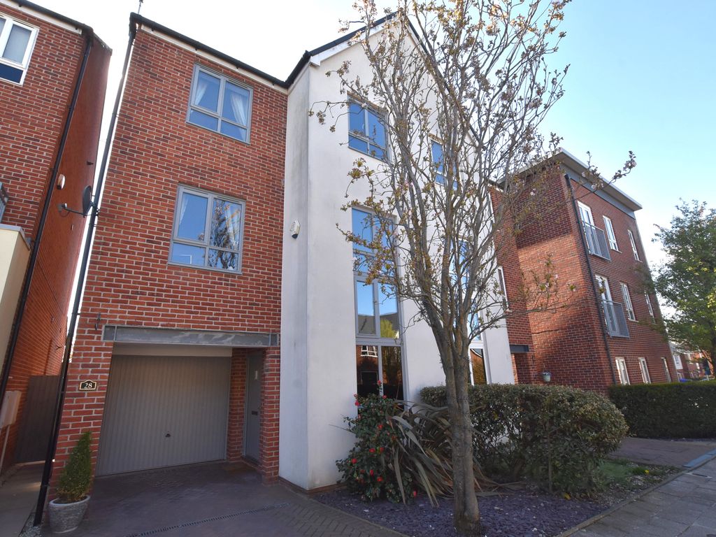 4 bed semidetached house for sale in Sytchmill Way, Burslem ST6 Zoopla