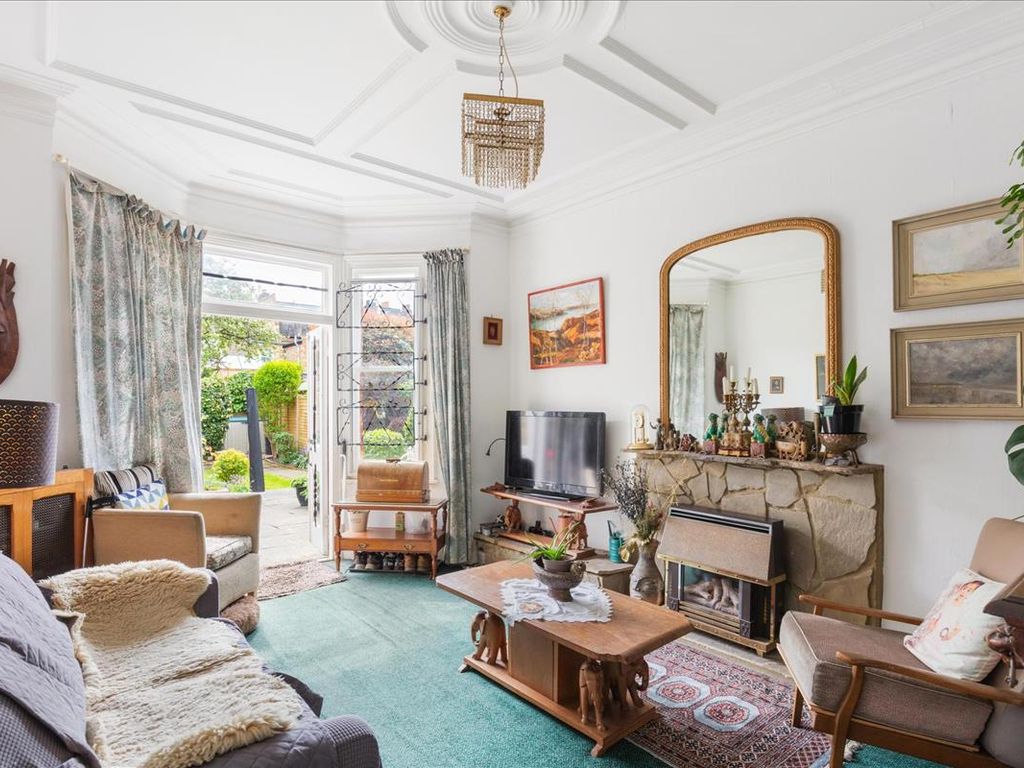 7 bed semidetached house for sale in Ellerby Street, Fulham, London