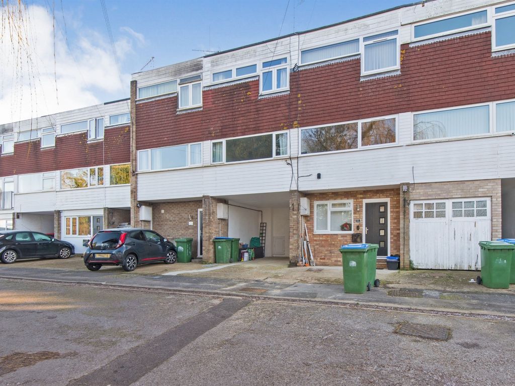 2 bed terraced house for sale in Dimond Close, Southampton SO18 Zoopla