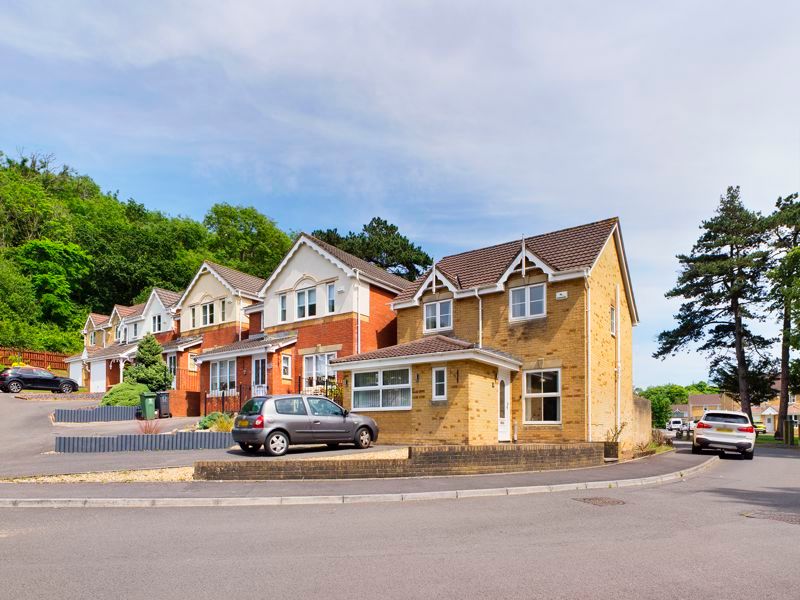 Heritage Drive, Cardiff CF5  