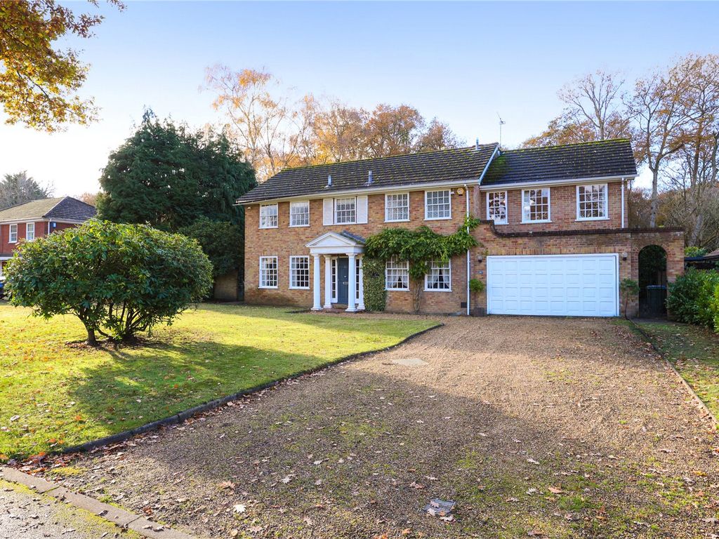 5 bed detached house for sale in Ince Road, Burwood Park, WaltonOn