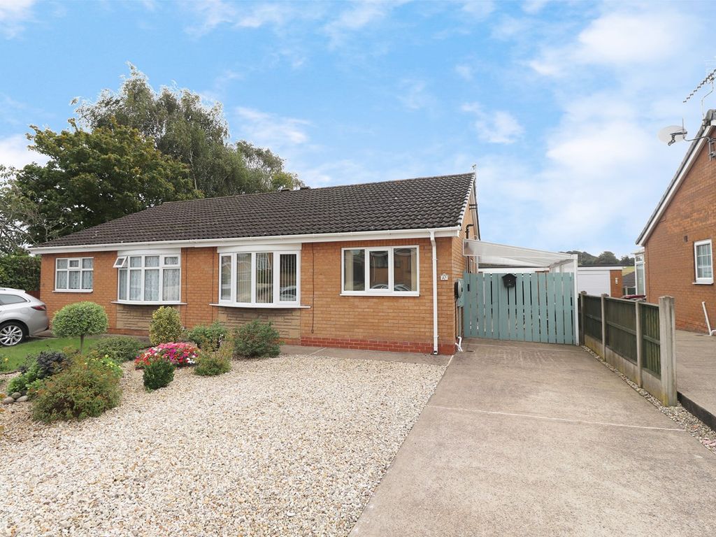 2 bed semidetached bungalow for sale in Oakleigh, Bottesford