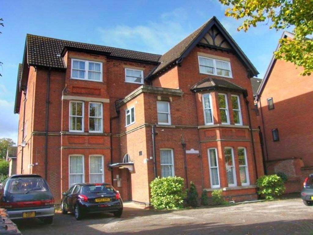 1 bed flat to rent in Linden Road, Bedford MK40, £825 pcm Zoopla