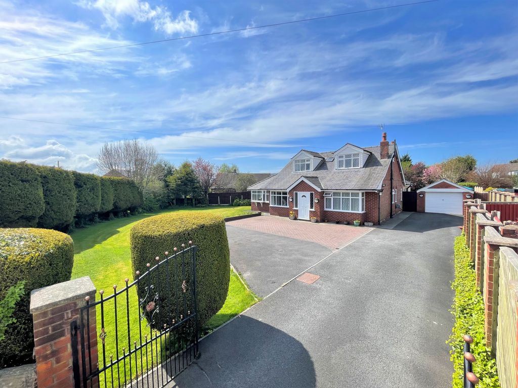 4 bed detached house for sale in Liverpool Old Road, Much Hoole PR4 Zoopla