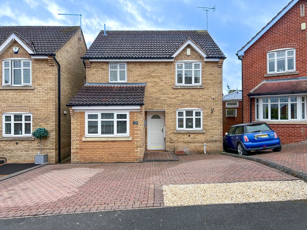 3 bed detached house for sale in Orton Way, Belper DE56, £290,000 Zoopla