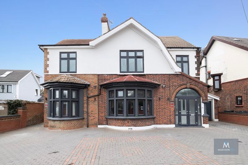 6 bed property for sale in Forest Road, Ilford IG6 Zoopla