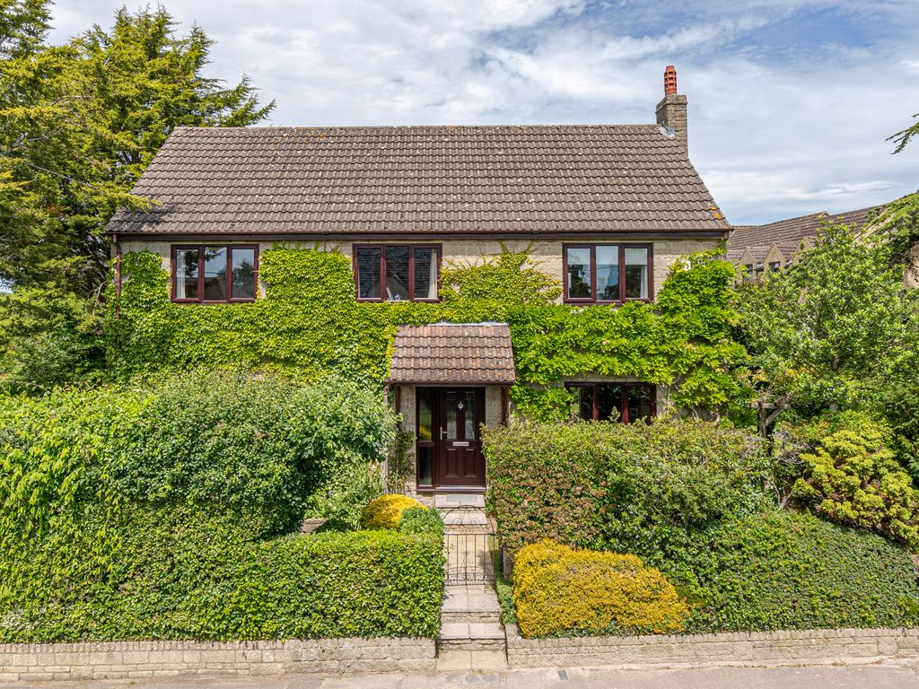 4 bed detached house for sale in Swindon Road, Malmesbury SN16 Zoopla