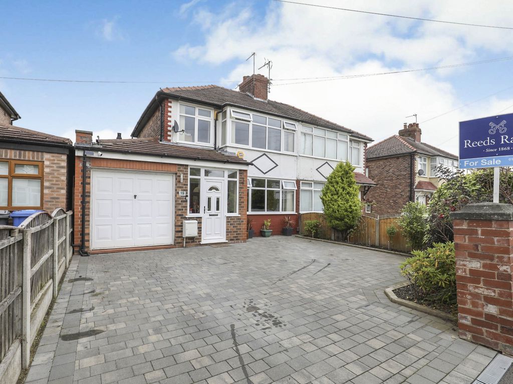 4 bed semidetached house for sale in Rossall Road, Great Sankey