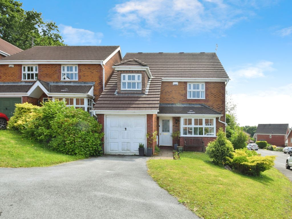 4 bed detached house for sale in Coleridge Crescent, Killay, Swansea