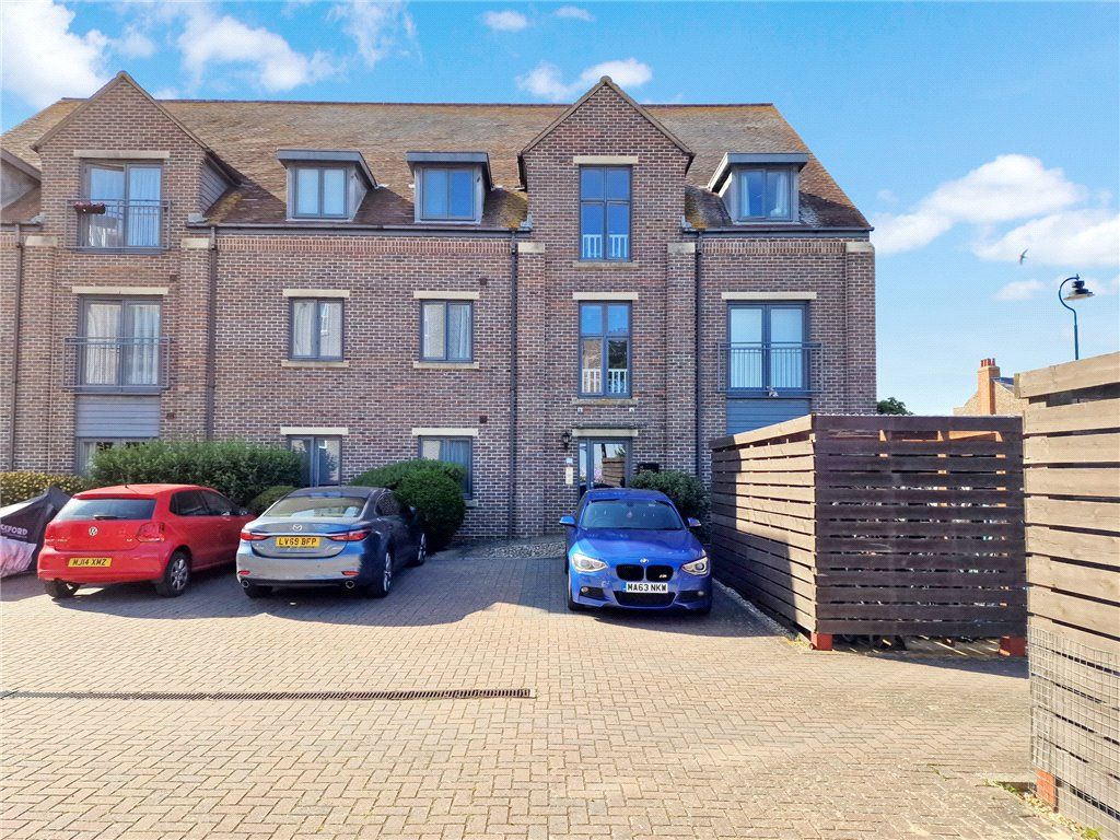 2 bed flat for sale in Heritage Way, Gosport, Hampshire PO12 Zoopla