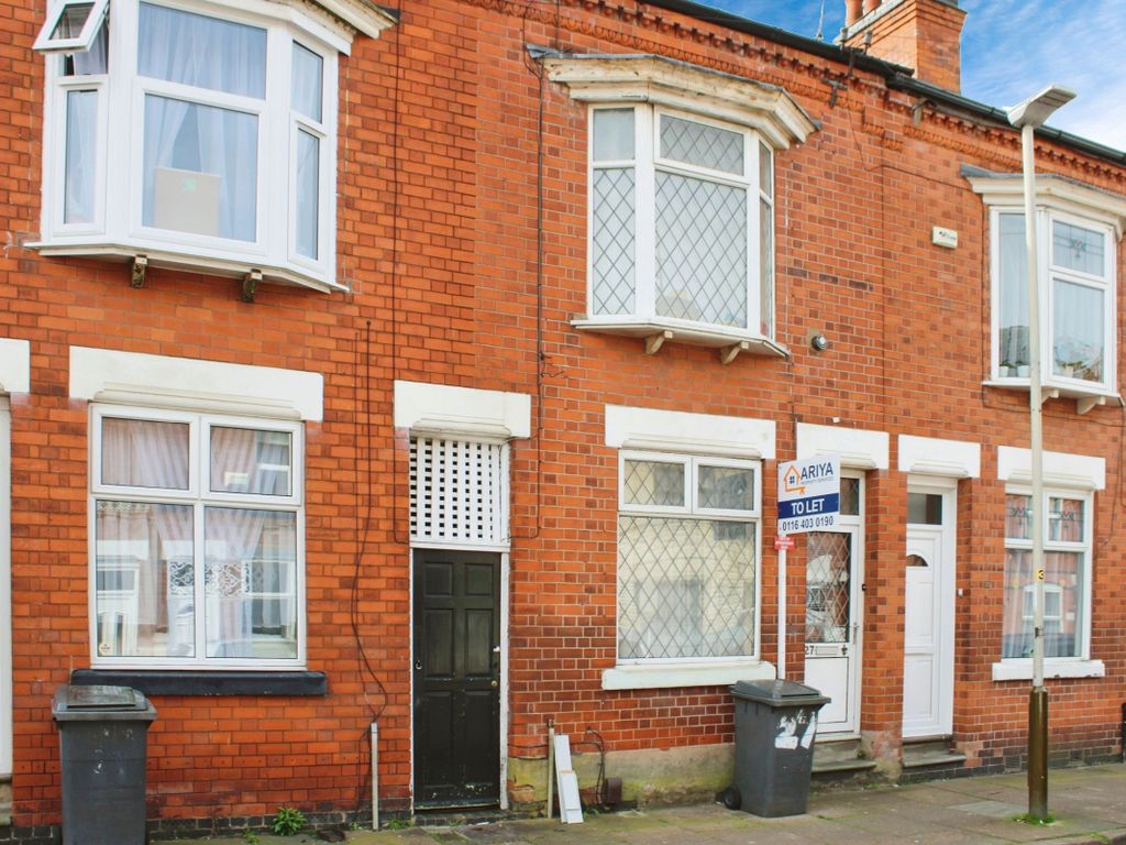 3 bed terraced house to rent in Wolverton Road, Off Narborough Road