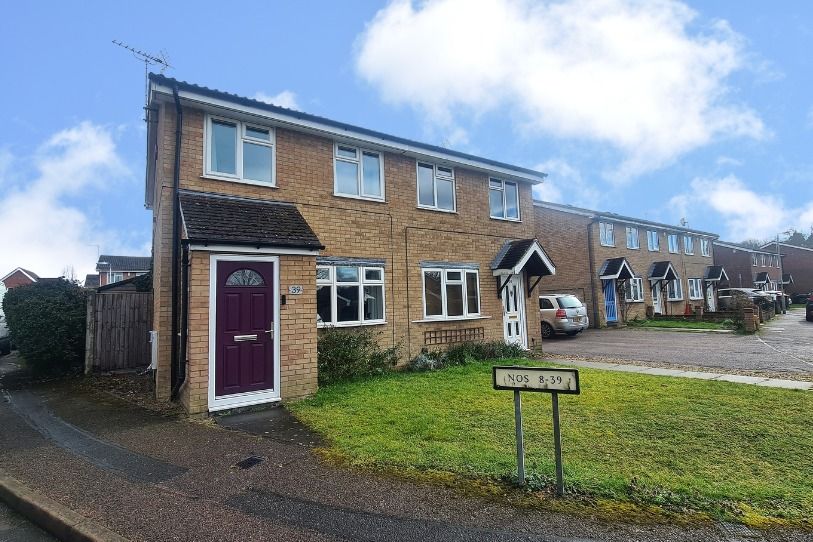 2 bed semidetached house for sale in Longbrooke, Houghton Regis