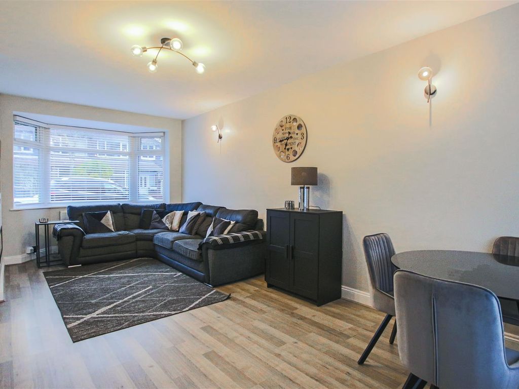 3 bed semidetached house for sale in Brecon Drive, Bury BL9, £220,000